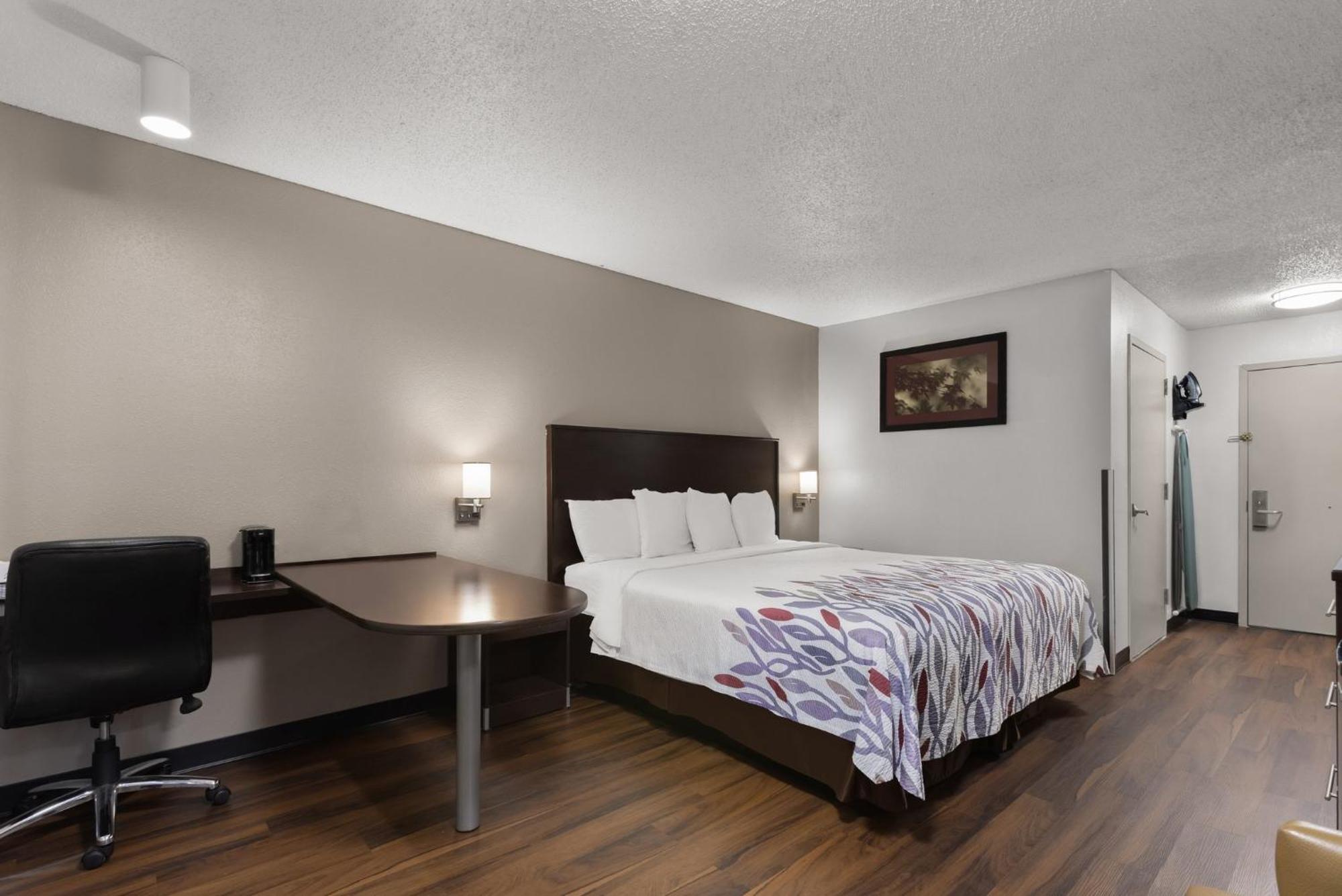 Red Roof Inn&Suites Savannah Airport Pooler Bagian luar foto