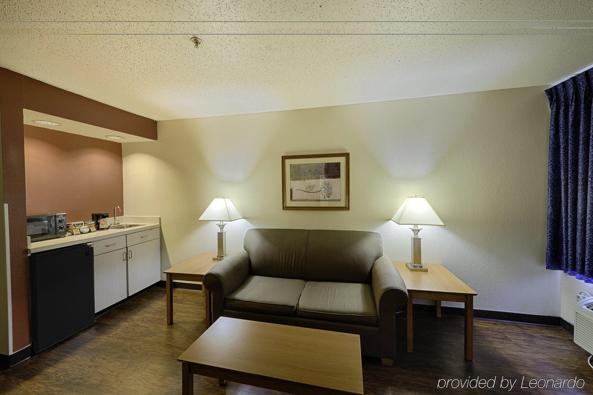Red Roof Inn&Suites Savannah Airport Pooler Bagian luar foto