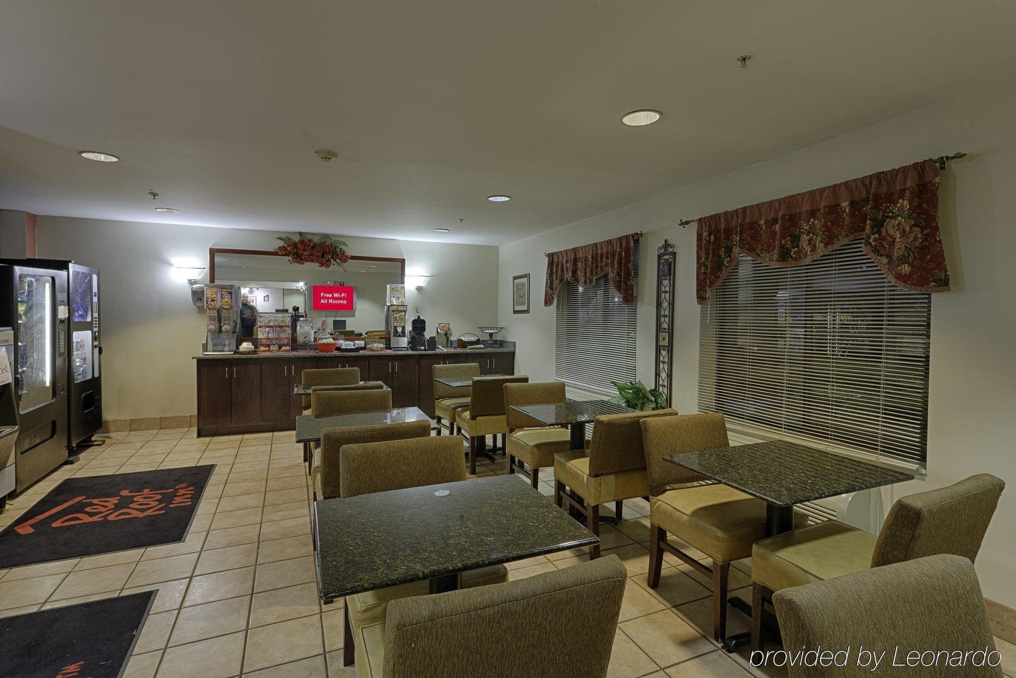 Red Roof Inn&Suites Savannah Airport Pooler Bagian luar foto