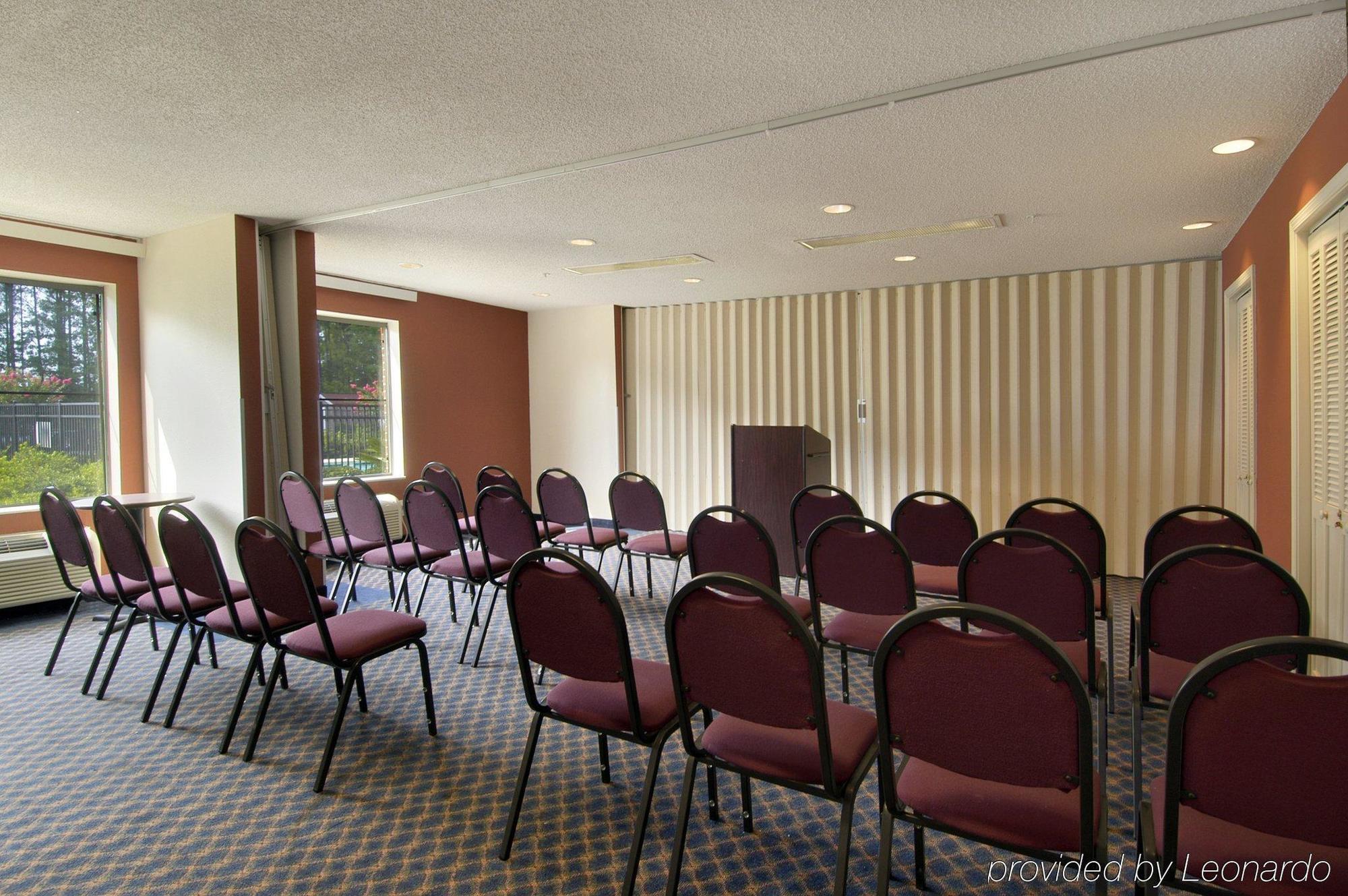 Red Roof Inn&Suites Savannah Airport Pooler Bagian luar foto
