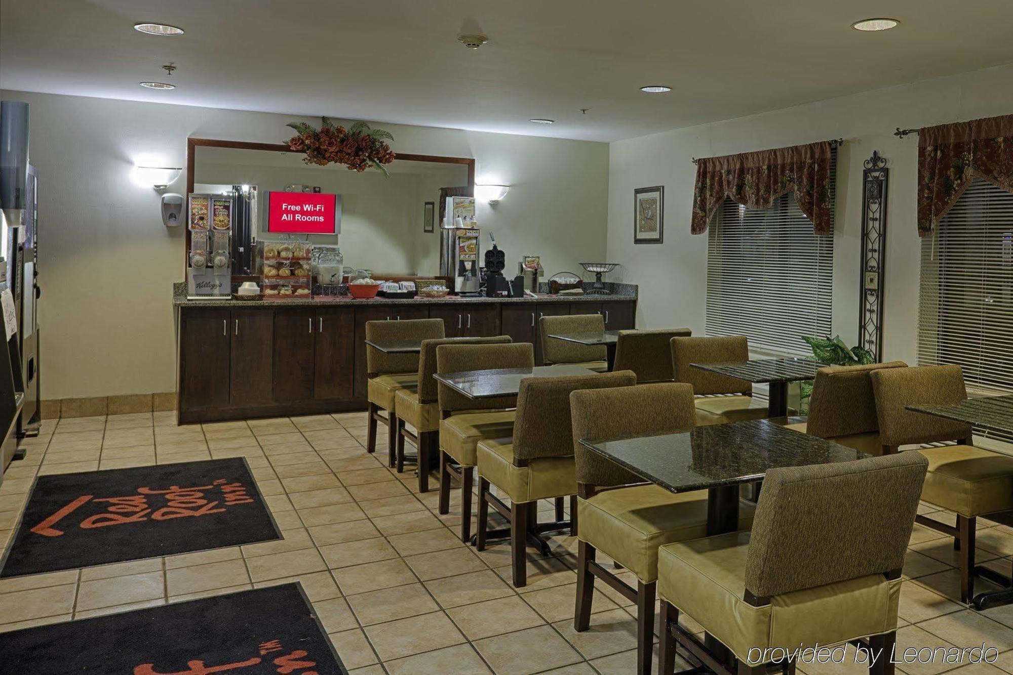 Red Roof Inn&Suites Savannah Airport Pooler Bagian luar foto