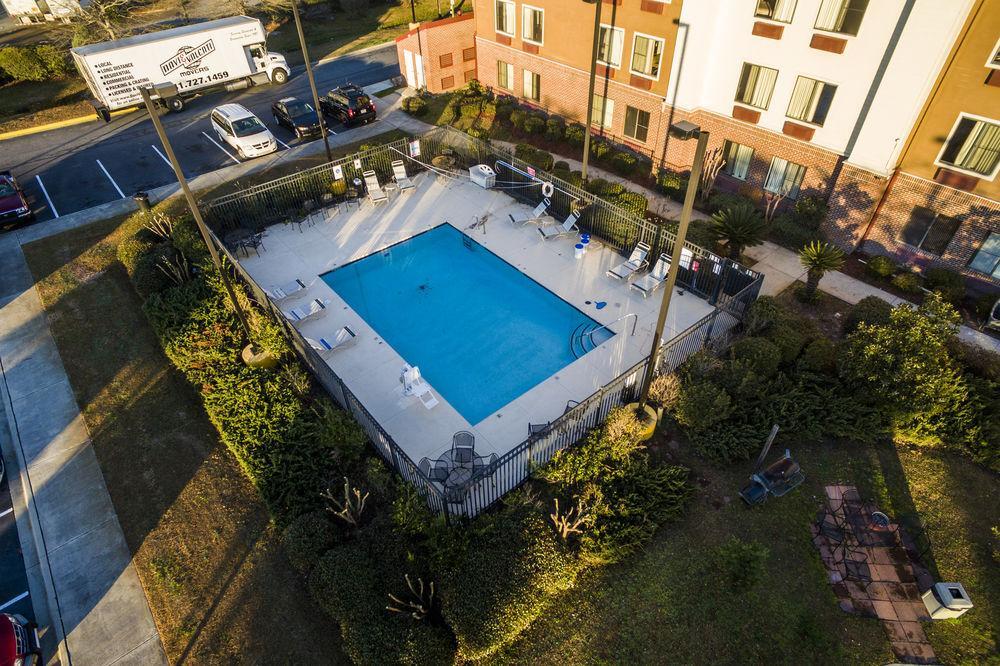 Red Roof Inn&Suites Savannah Airport Pooler Bagian luar foto